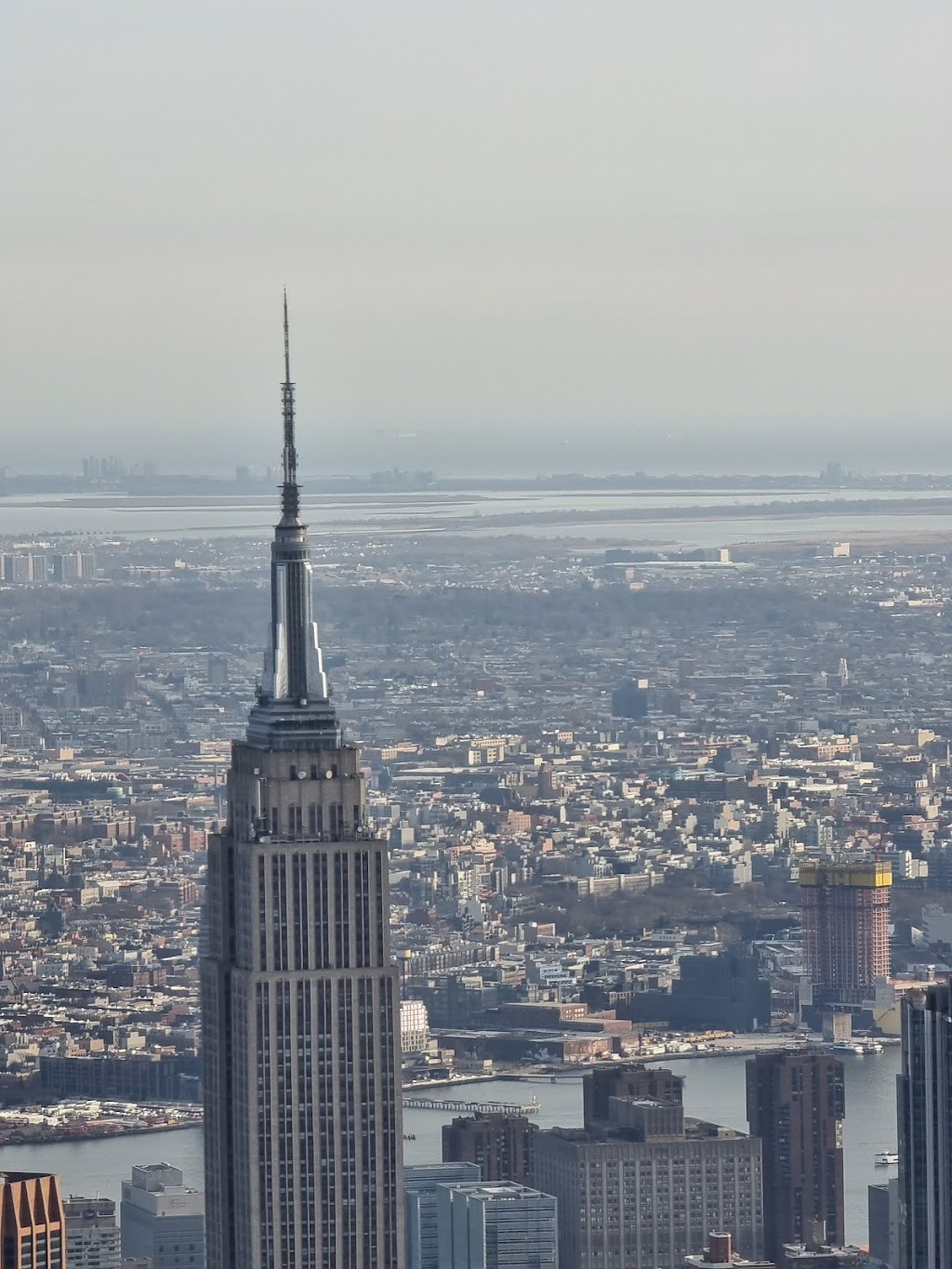 Manhattan Helicopters | 6 E River Piers, New York, NY 10004 | Phone: (212) 845-9822