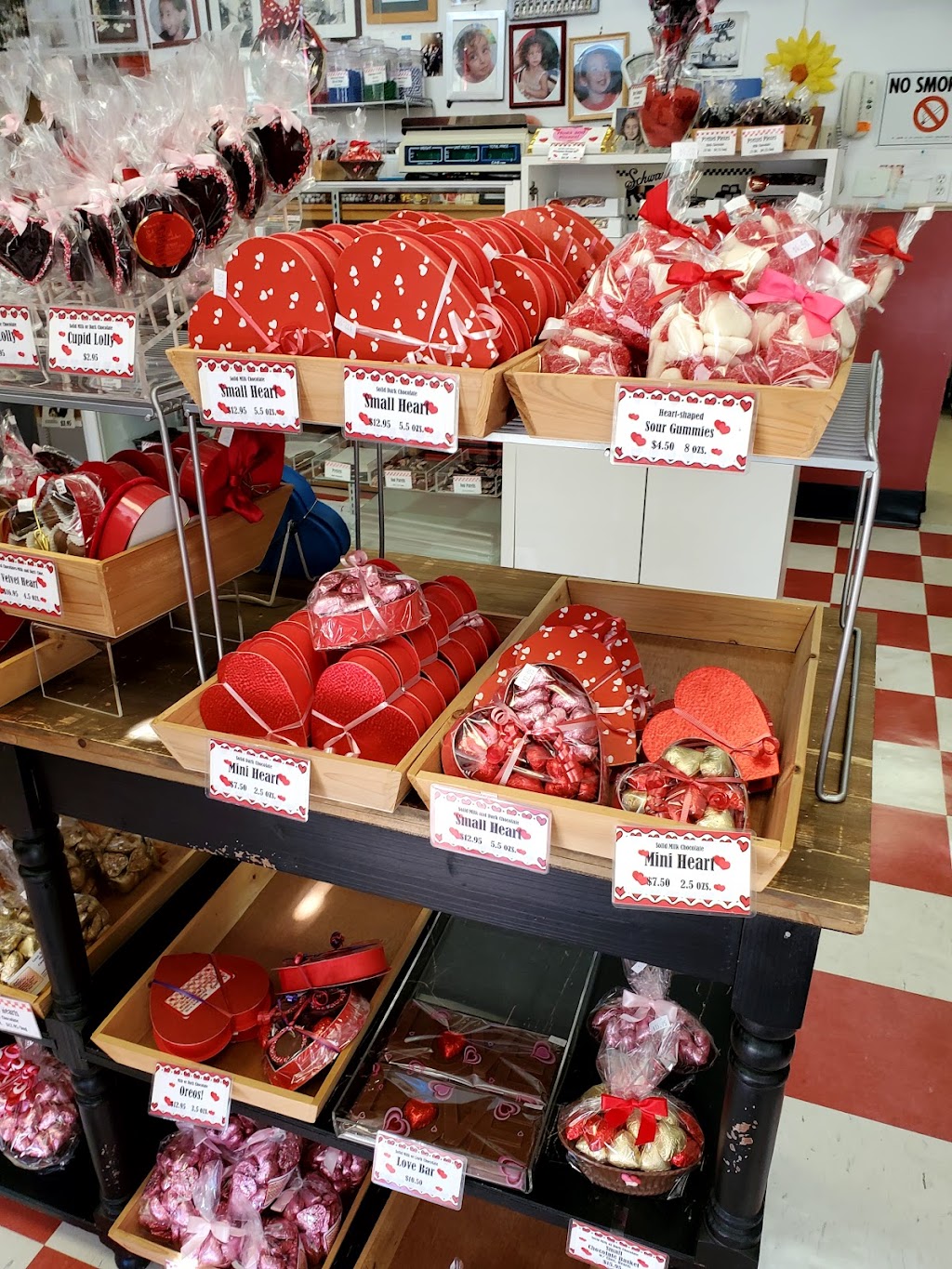 Schwartz Candies | 169 Voice Rd, Carle Place, NY 11514 | Phone: (800) 522-2462