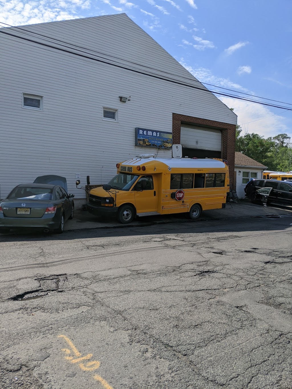 Remas Auto Repair | 320 Paul Robeson Blvd, New Brunswick, NJ 08901 | Phone: (732) 668-8563
