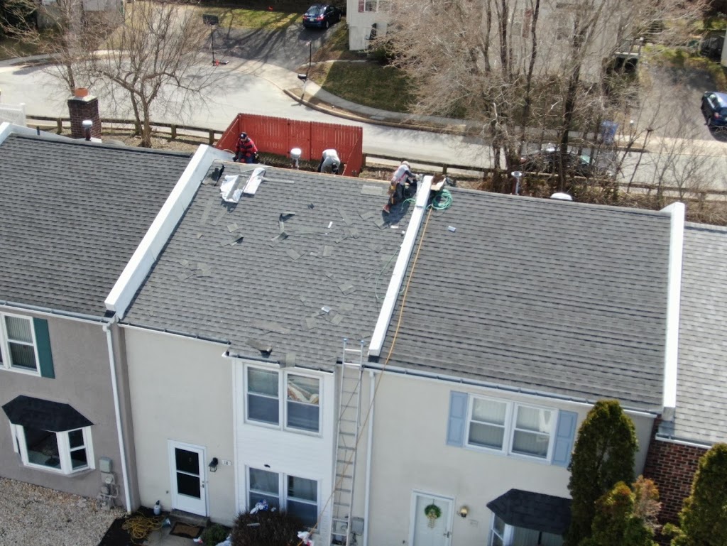 MB Roofing LLC | 104 Rockwood Rd, Newtown Square, PA 19073 | Phone: (610) 299-3740