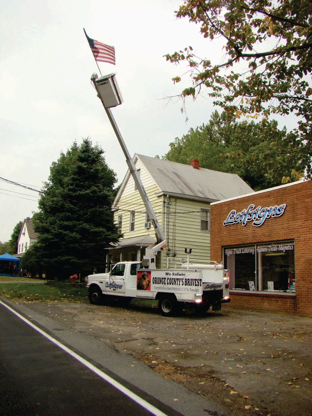 Leifsigns LLC | 11 Riley Rd, New Windsor, NY 12553 | Phone: (845) 561-1777