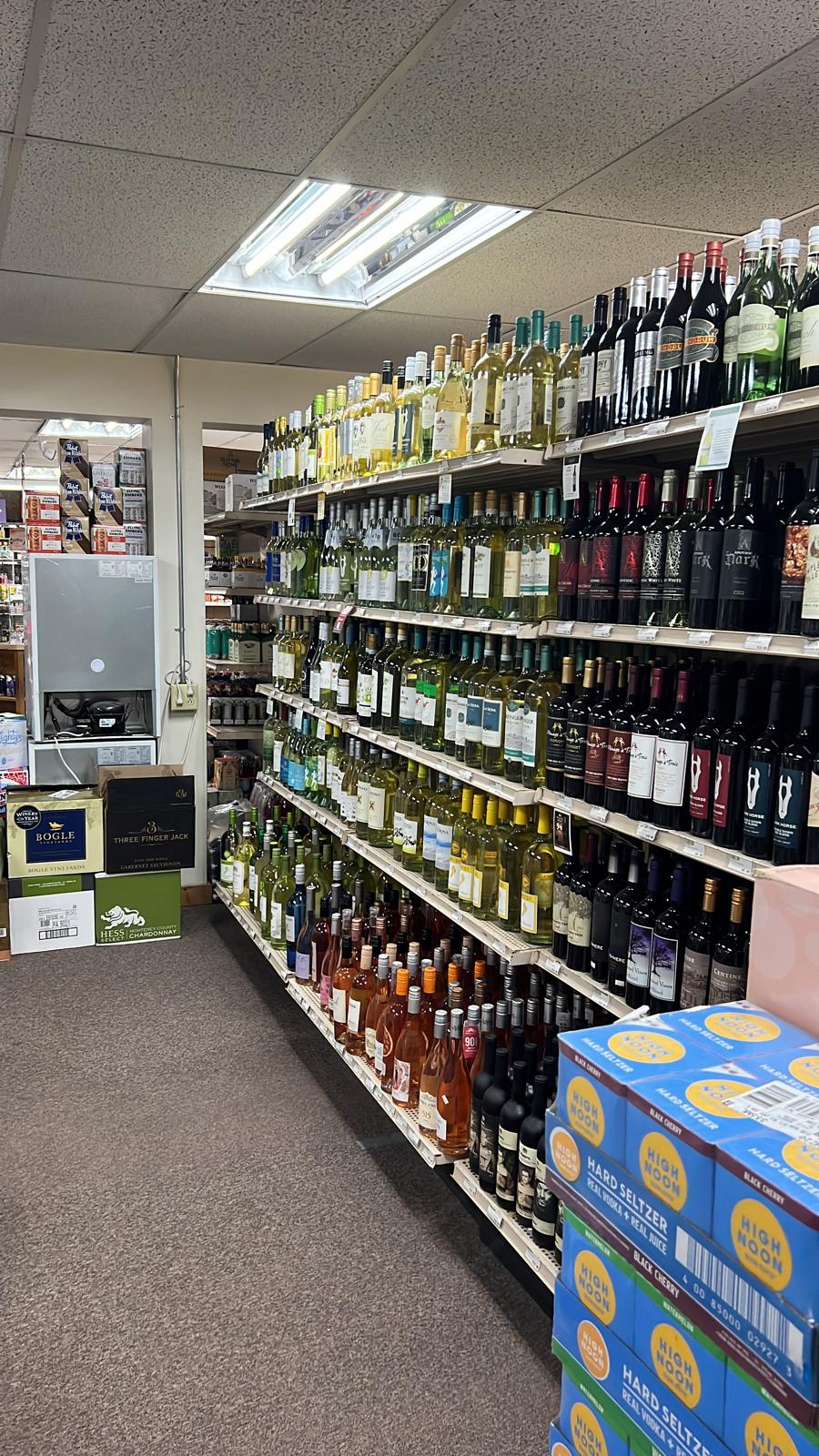 Granby Package Store | 496 Salmon Brook St, Granby, CT 06035 | Phone: (860) 653-2742