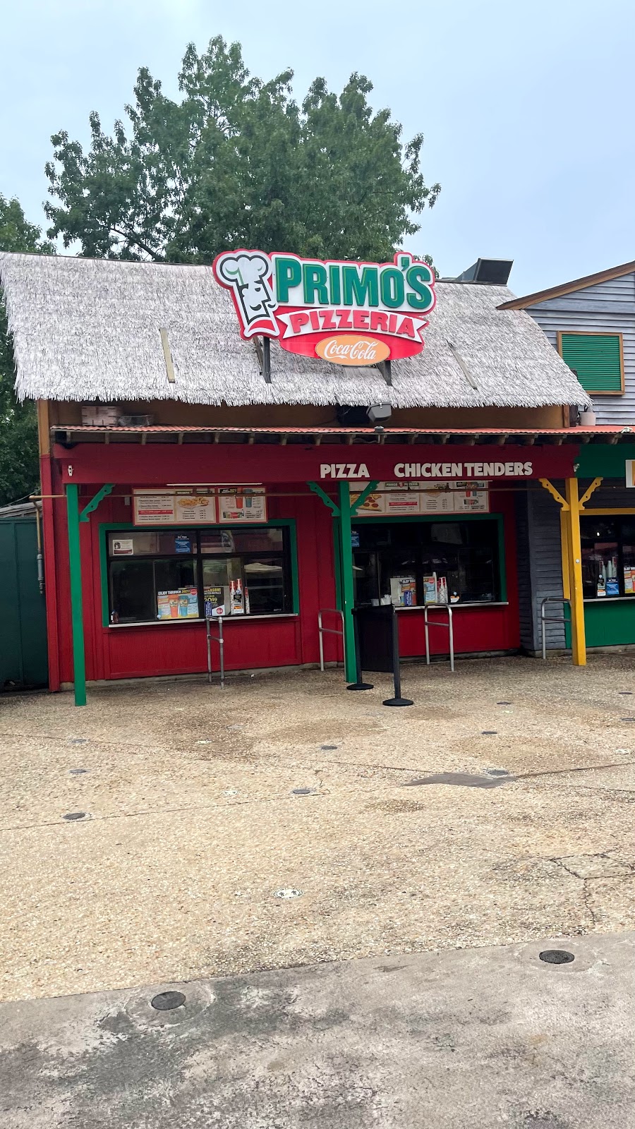 Primo’s Pizzeria | 1 Six Flags Blvd, Jackson Township, NJ 08527 | Phone: (732) 928-2000