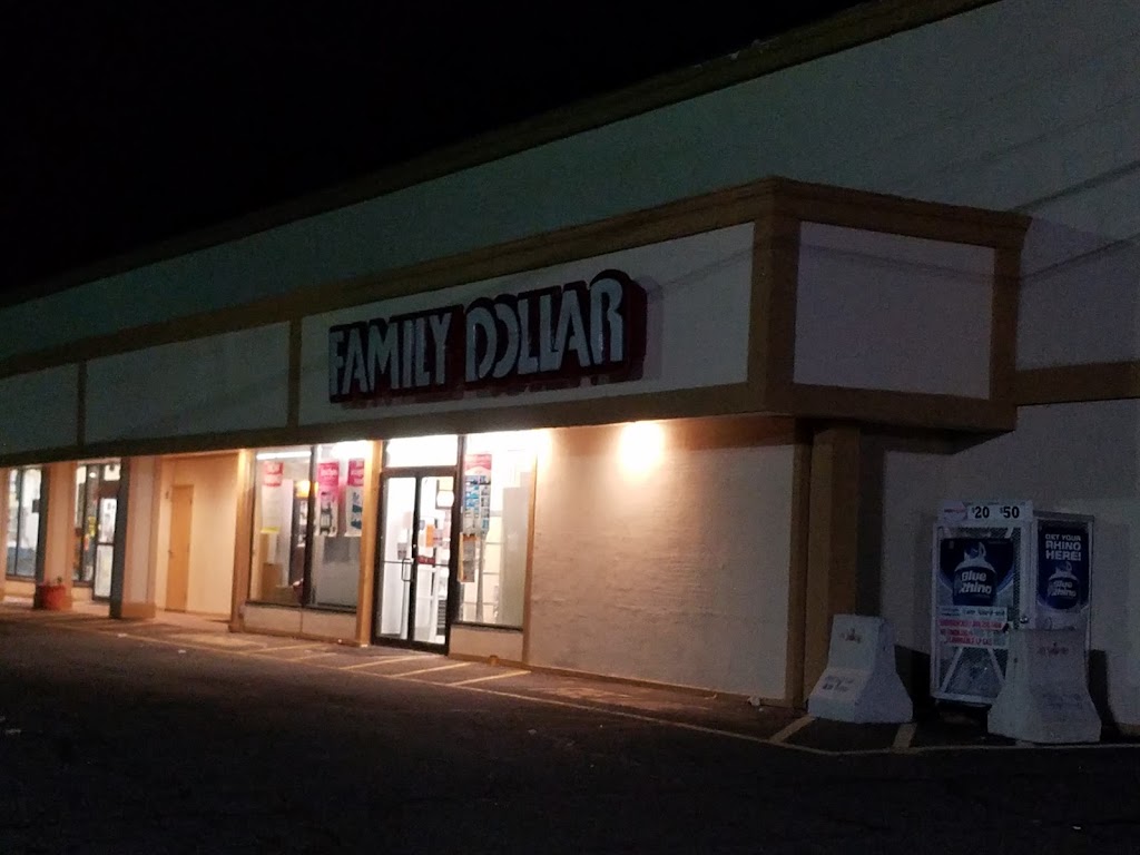 Family Dollar | 1150 Burnside Ave, East Hartford, CT 06108 | Phone: (959) 710-5954