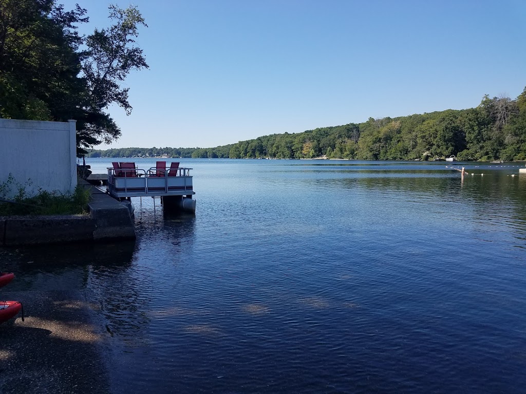 West Hill Pond Boat Launch | Laurel Passway, Barkhamsted, CT 06063 | Phone: (860) 424-3000