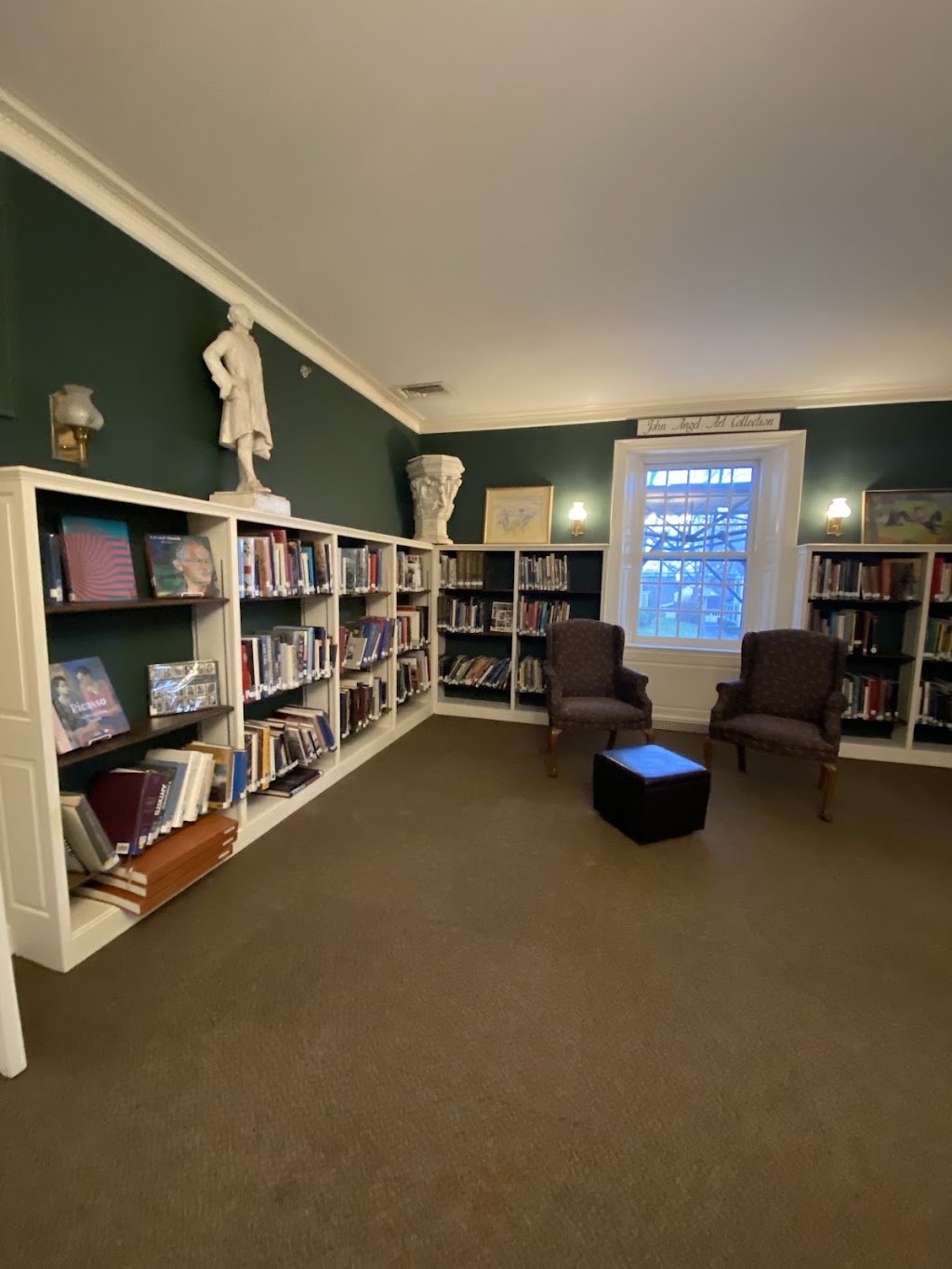 Cyrenius H Booth Library | 25 Main St, Newtown, CT 06470 | Phone: (203) 426-4533