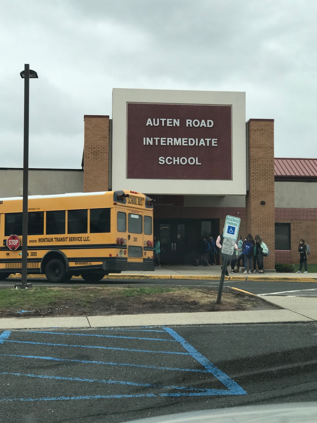 Auten Road Intermediate School | 281 Auten Rd, Hillsborough Township, NJ 08844 | Phone: (908) 431-6600