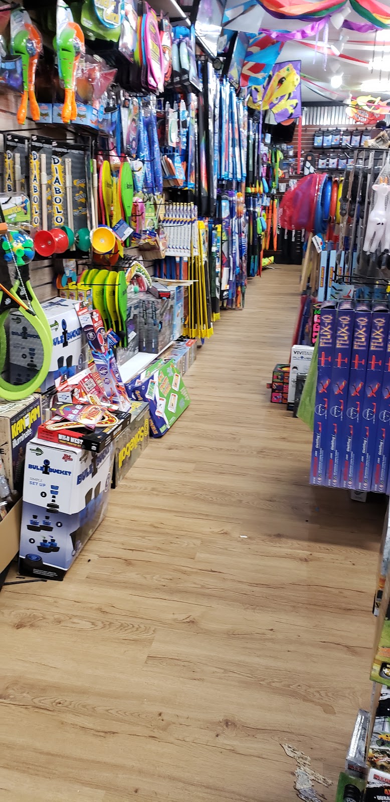 Kitty Hawk Kites | 701 Broadway, Barnegat Light, NJ 08006 | Phone: (609) 342-0956