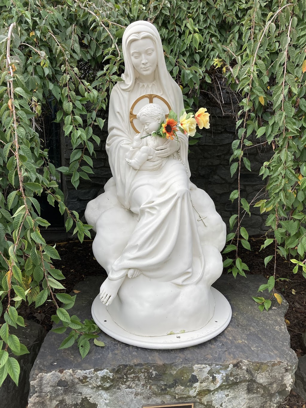 Our Lady of the Sacred Heart | 100 Broad St, Hilltown Township, PA 18927 | Phone: (215) 822-9224