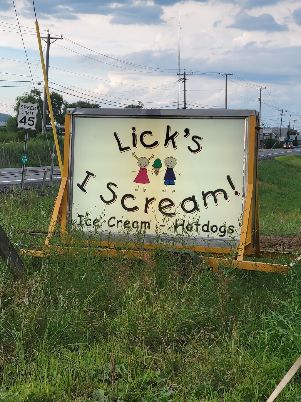 Licks I Scream | 11780 Rte 9W, Coxsackie, NY 12192 | Phone: (518) 653-5367