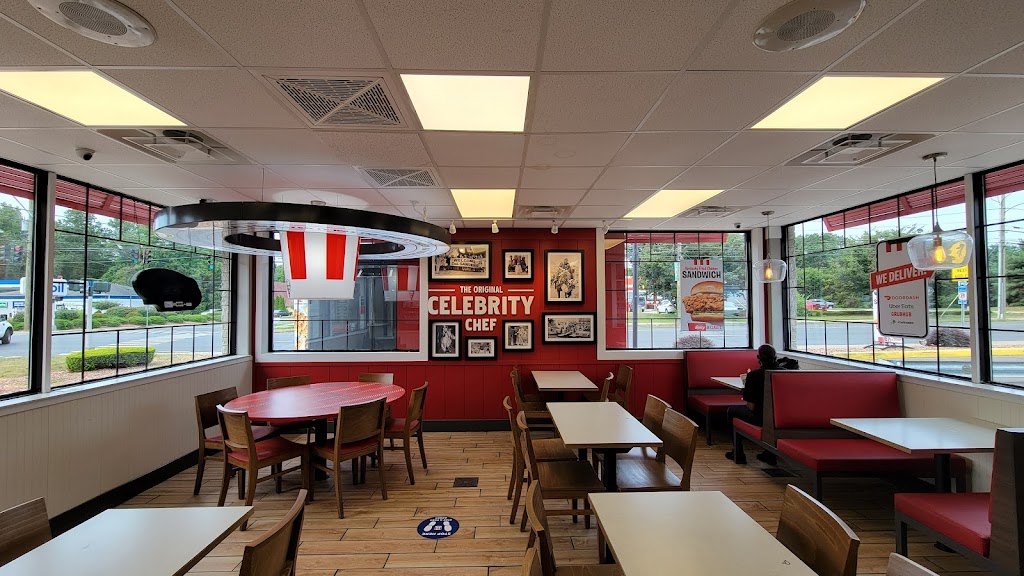 KFC | 1000 Blue Hills Ave, Bloomfield, CT 06002 | Phone: (860) 242-8445