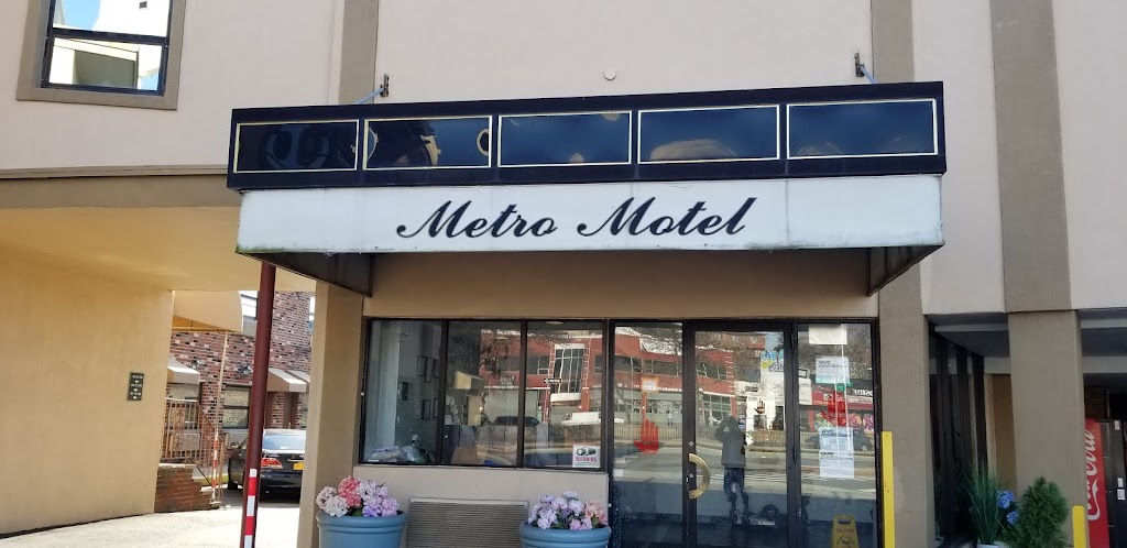 Metro Motel | 73-00 Queens Blvd, Woodside, NY 11377 | Phone: (718) 457-5000