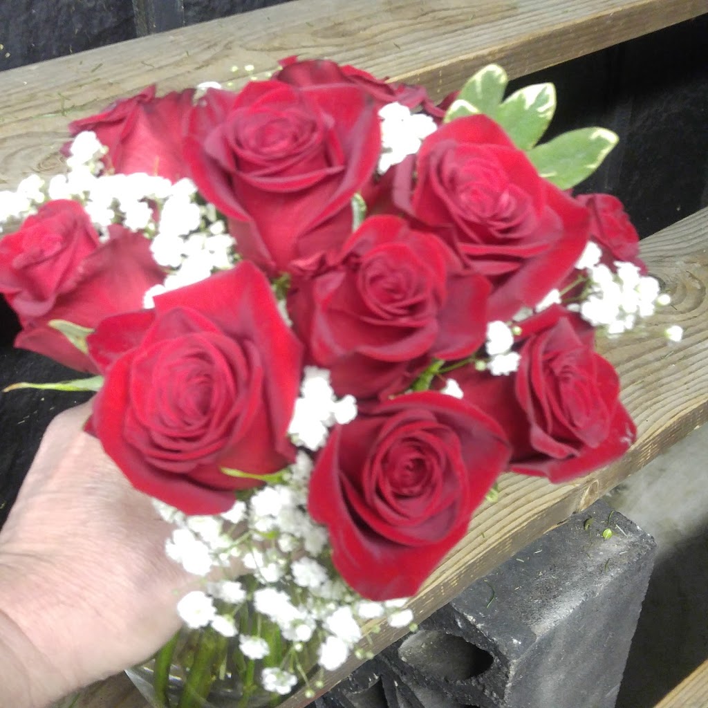 Stanleys Flowers & Gifts | 227 W Union Ave, Bound Brook, NJ 08805 | Phone: (732) 752-0090