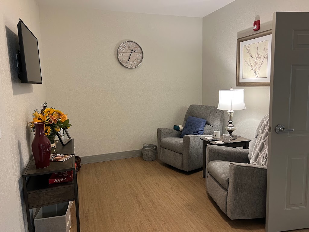 KindCare Assisted Living | 483 N Main St, Bristol, CT 06010 | Phone: (860) 845-1200