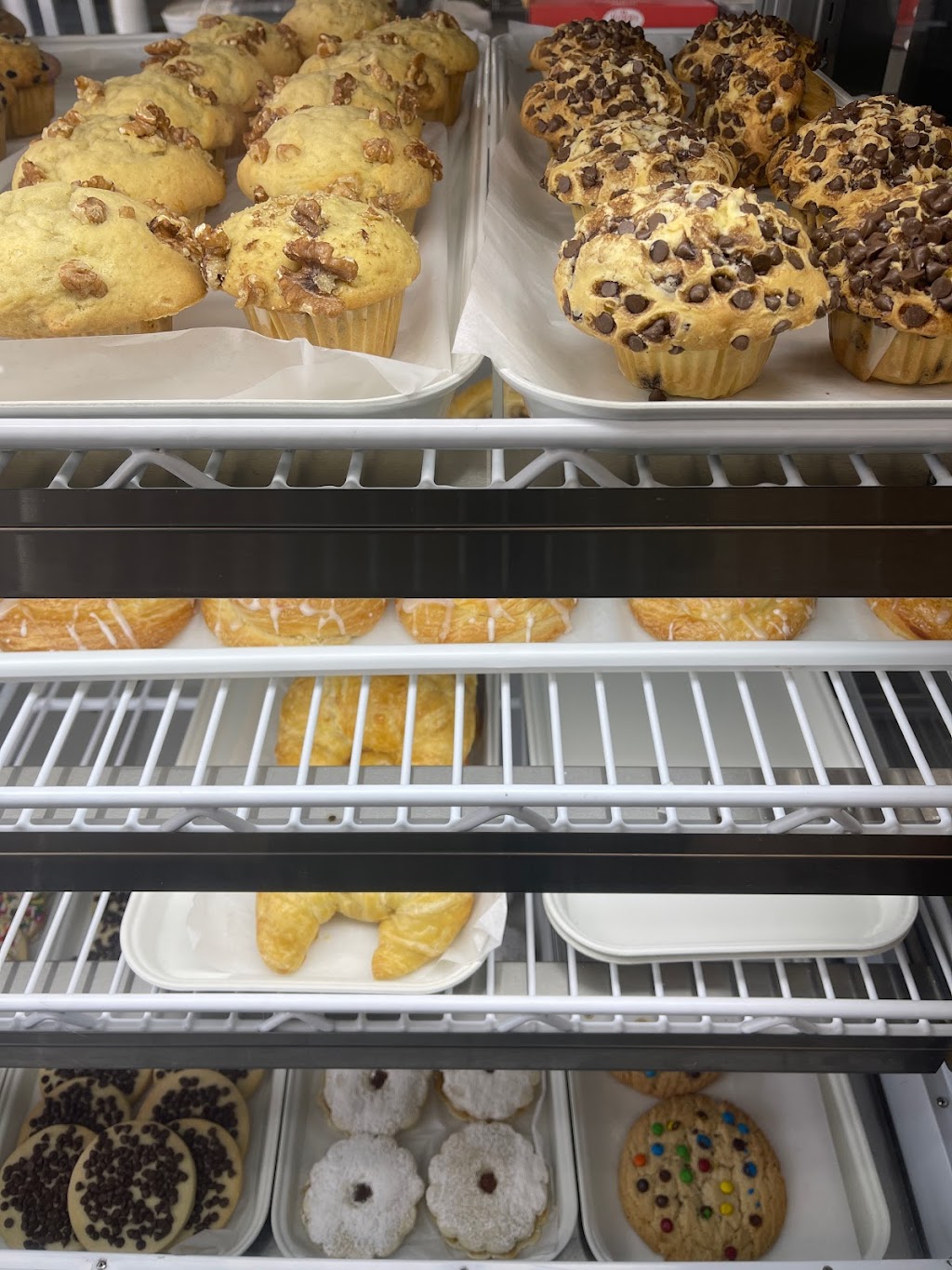 Bagel & Bakery Express | 634 Wantagh Ave, Levittown, NY 11756 | Phone: (516) 261-9627