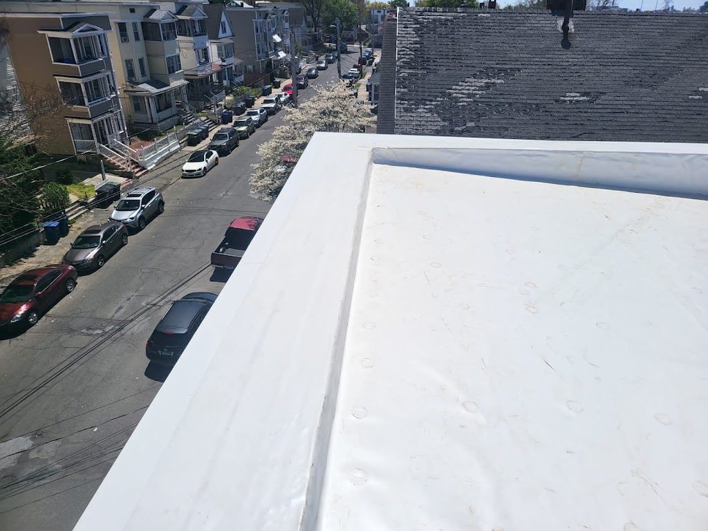 BH Roofing Flat Roof Specialist | 88 Bradley Rd No. 8, Woodbridge, CT 06525 | Phone: (203) 298-1502