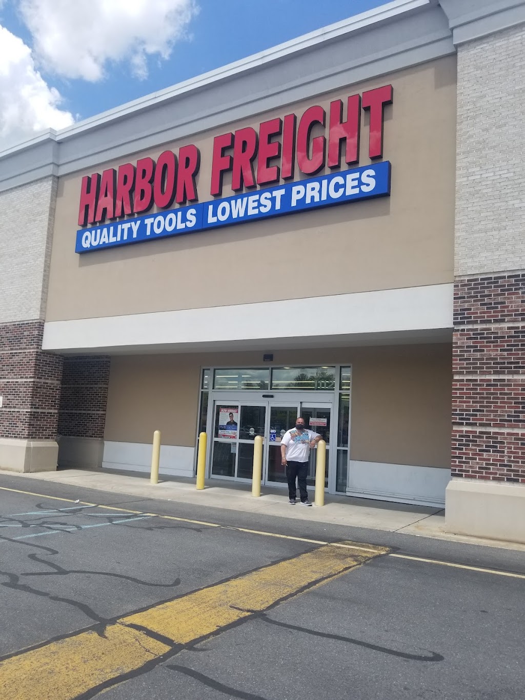 Harbor Freight Tools | 1122 N 9th St, Stroudsburg, PA 18360 | Phone: (570) 775-3939