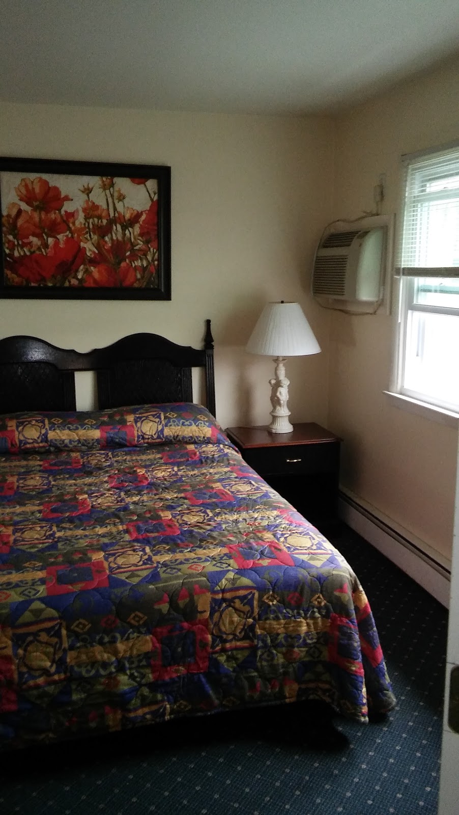 Owl Motel and Suites | 807 W New York Ave, Somers Point, NJ 08244 | Phone: (609) 927-9467