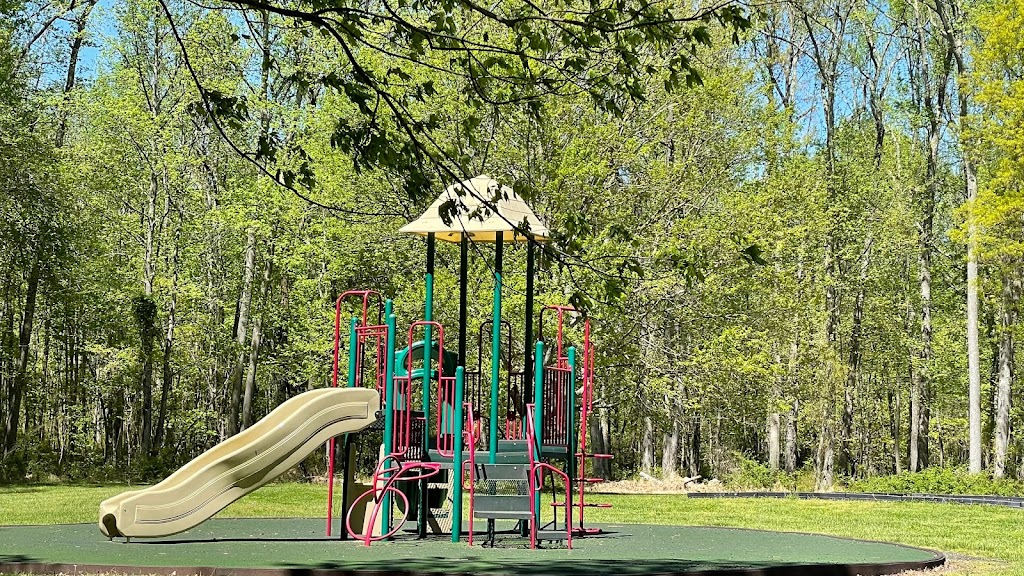 Mercer County Park East Picnic Area and Campground | 1346 Edinburg Rd, Princeton Junction, NJ 08550 | Phone: (609) 448-1947