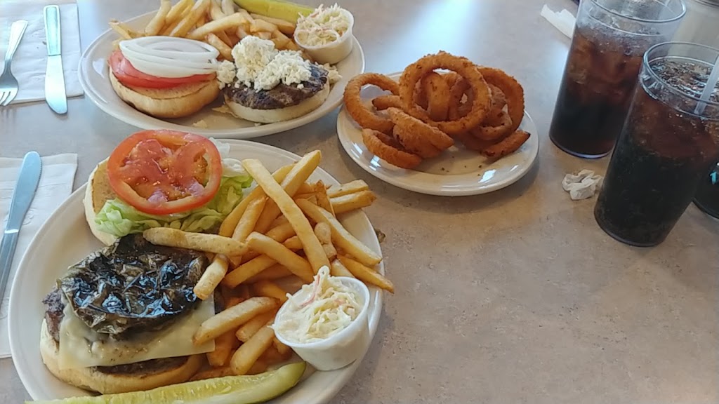 Windmill Diner | 245 Danbury Rd, New Milford, CT 06776 | Phone: (860) 354-1218