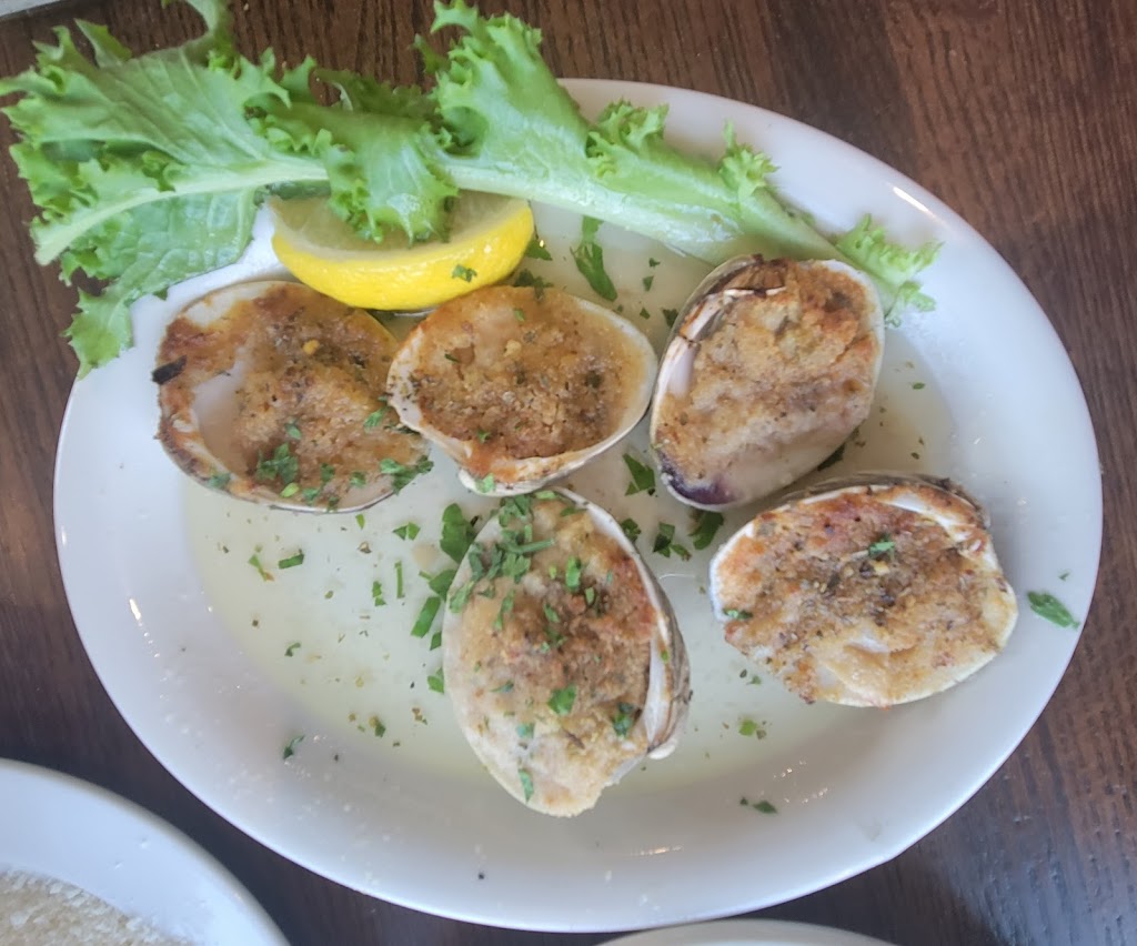 Lombardis On the Bay | 600 S Ocean Ave, Patchogue, NY 11772 | Phone: (631) 654-8970