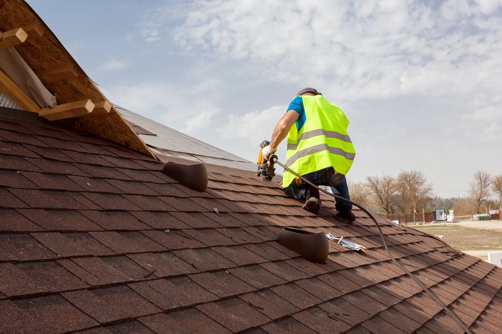 Suburban Roofing LLC | 1044 Farmington Ave, Berlin, CT 06037 | Phone: (860) 982-4345