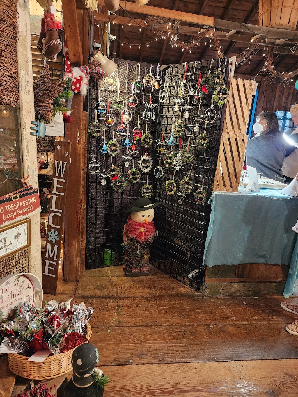 Crafts in the Barn | 68 Sherman Rd, Ottsville, PA 18942 | Phone: (215) 479-2724