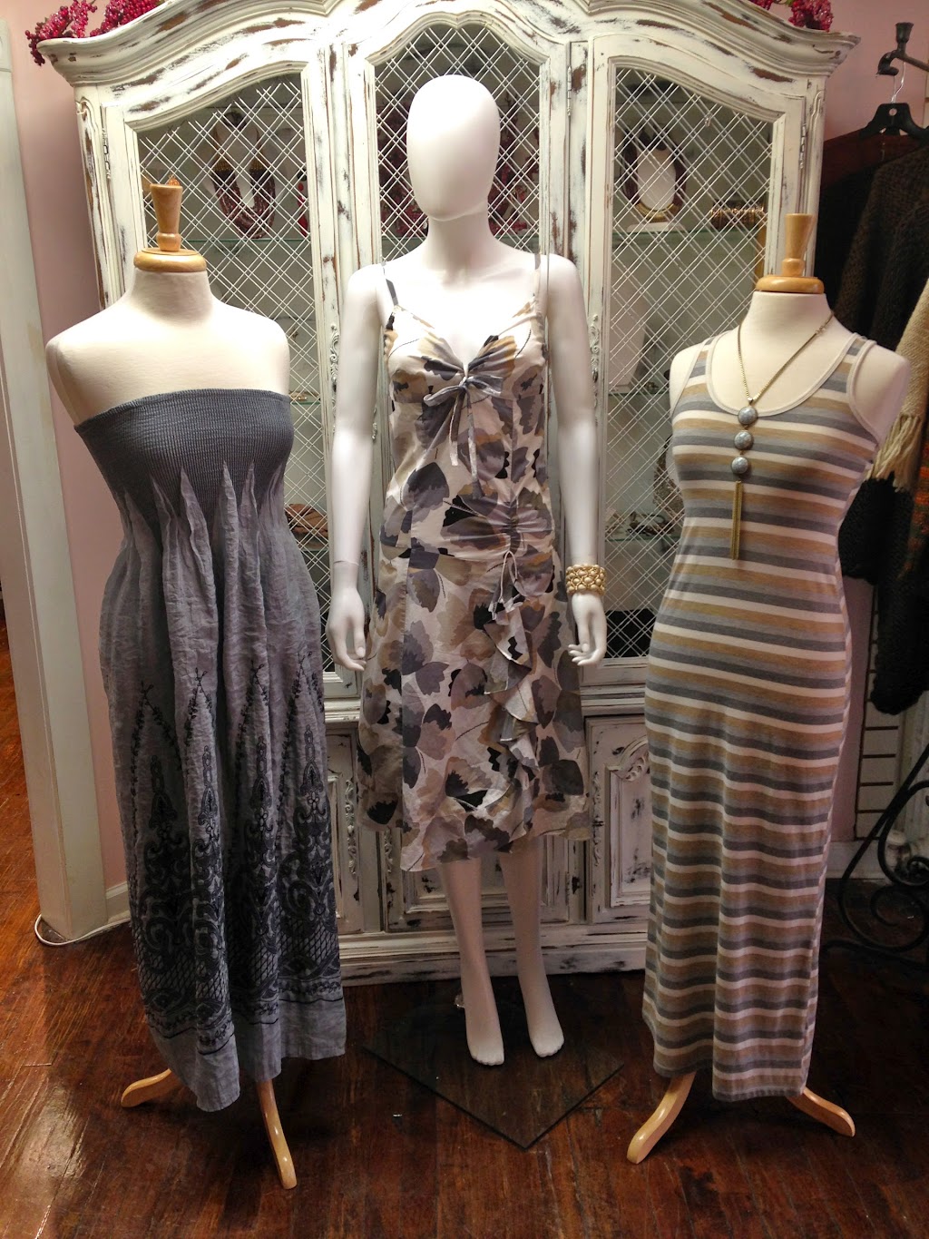 Loved Boutique | 847 W Main St, Branford, CT 06405 | Phone: (866) 285-6833