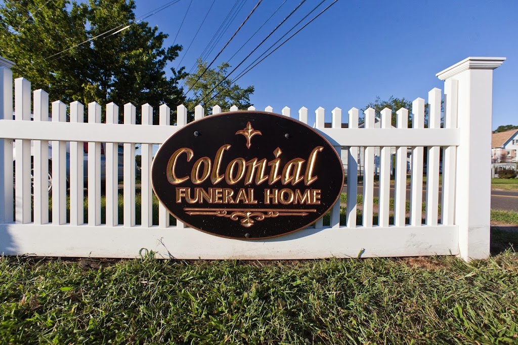 Colonial Funeral Home | 86 Circular Ave, Hamden, CT 06514 | Phone: (203) 407-8899