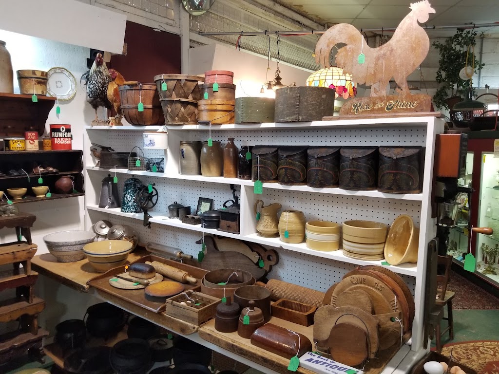 Yellow Garage Antiques | 66 S Main St, Mullica Hill, NJ 08062 | Phone: (856) 478-0300