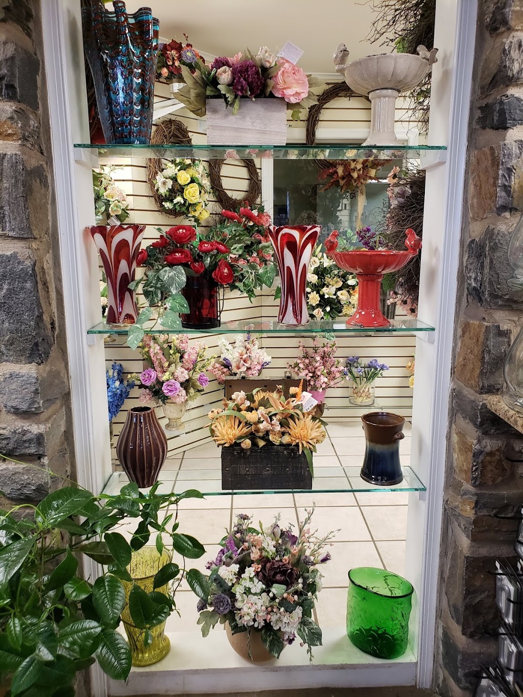 Pennys by Plaza Flowers | 417 Egypt Rd, Norristown, PA 19403 | Phone: (610) 539-5399