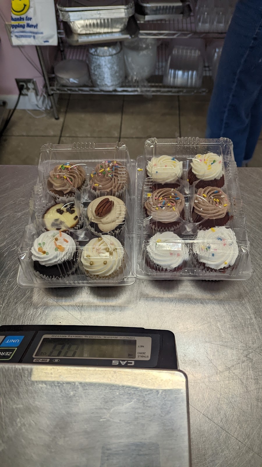 Louies Bakery | 4033 Chestnut St, Emmaus, PA 18049 | Phone: (610) 965-2999