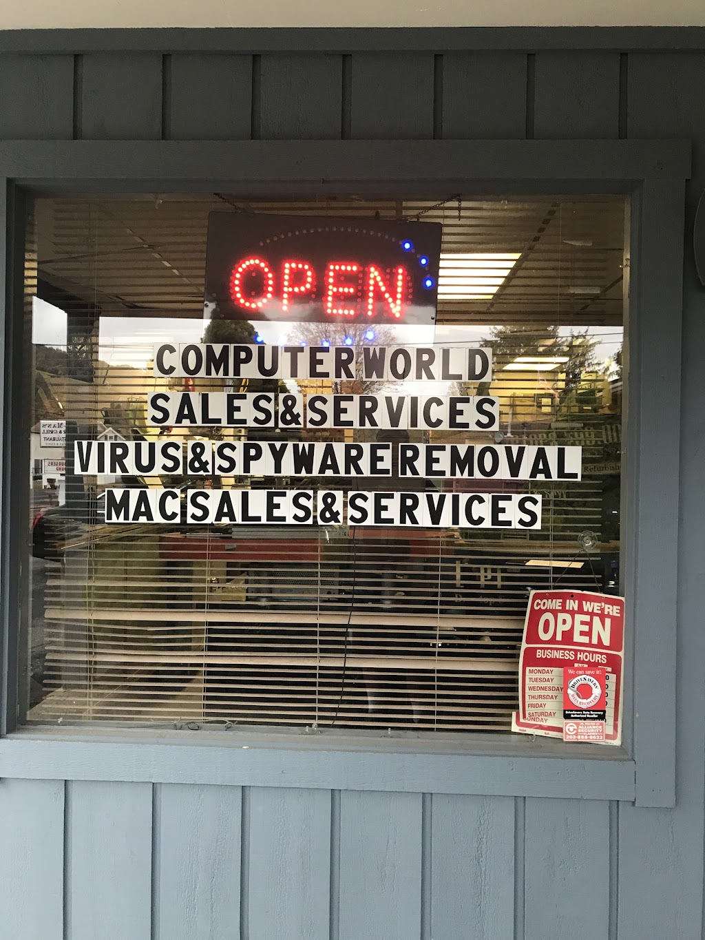 Computer World Sales & Service | 1360 New Haven Rd, Naugatuck, CT 06770 | Phone: (203) 729-8228