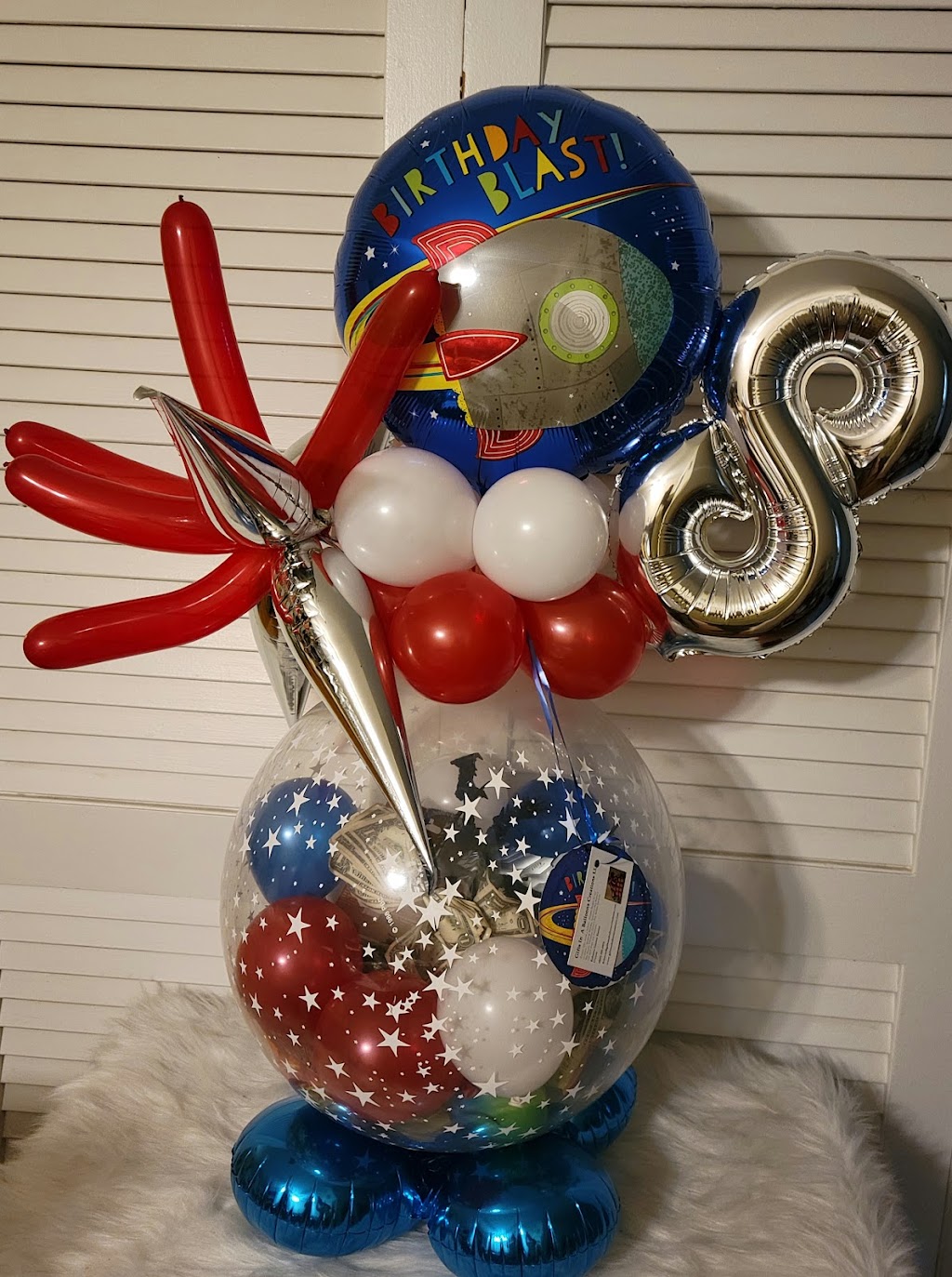 GIFTS IN A BALLOON CREATIONS | 903 Main St, Manchester, CT 06040 | Phone: (860) 305-0976