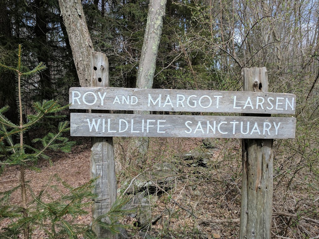 Roy and Margot Larsen Wildlife Sanctuary | 2325 Burr St, Fairfield, CT 06824 | Phone: (203) 259-0416