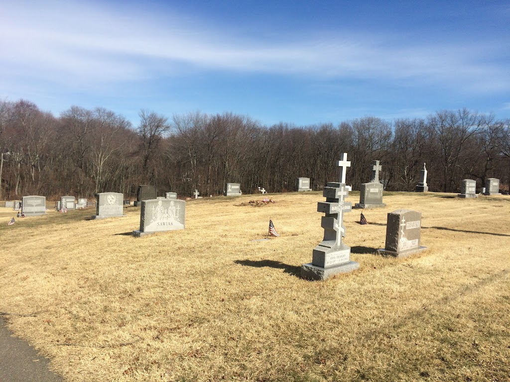 Saint Michaels Cemetery | 35 Kearney St, Terryville, CT 06786 | Phone: (860) 583-7588