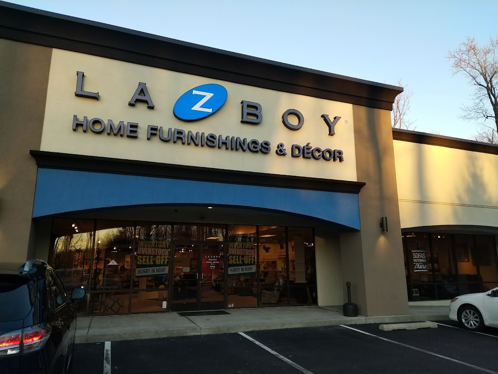 La-Z-Boy Home Furnishings & Décor | 4030 US-1, Monmouth Junction, NJ 08852 | Phone: (732) 951-9000