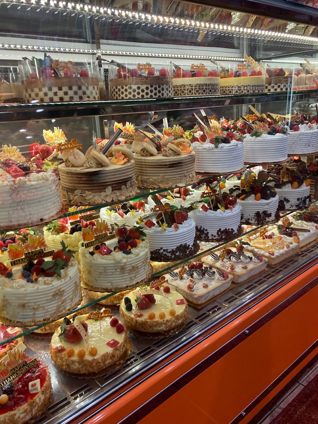 Framboise Patisserie | 6459 Dry Harbor Rd, Queens, NY 11379 | Phone: (718) 326-1579