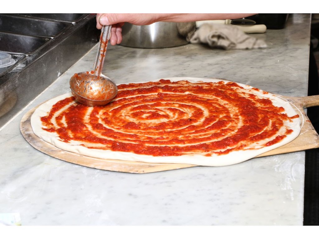 Primos Pizzeria | 2909 Washington Rd, Parlin, NJ 08859 | Phone: (732) 952-8585