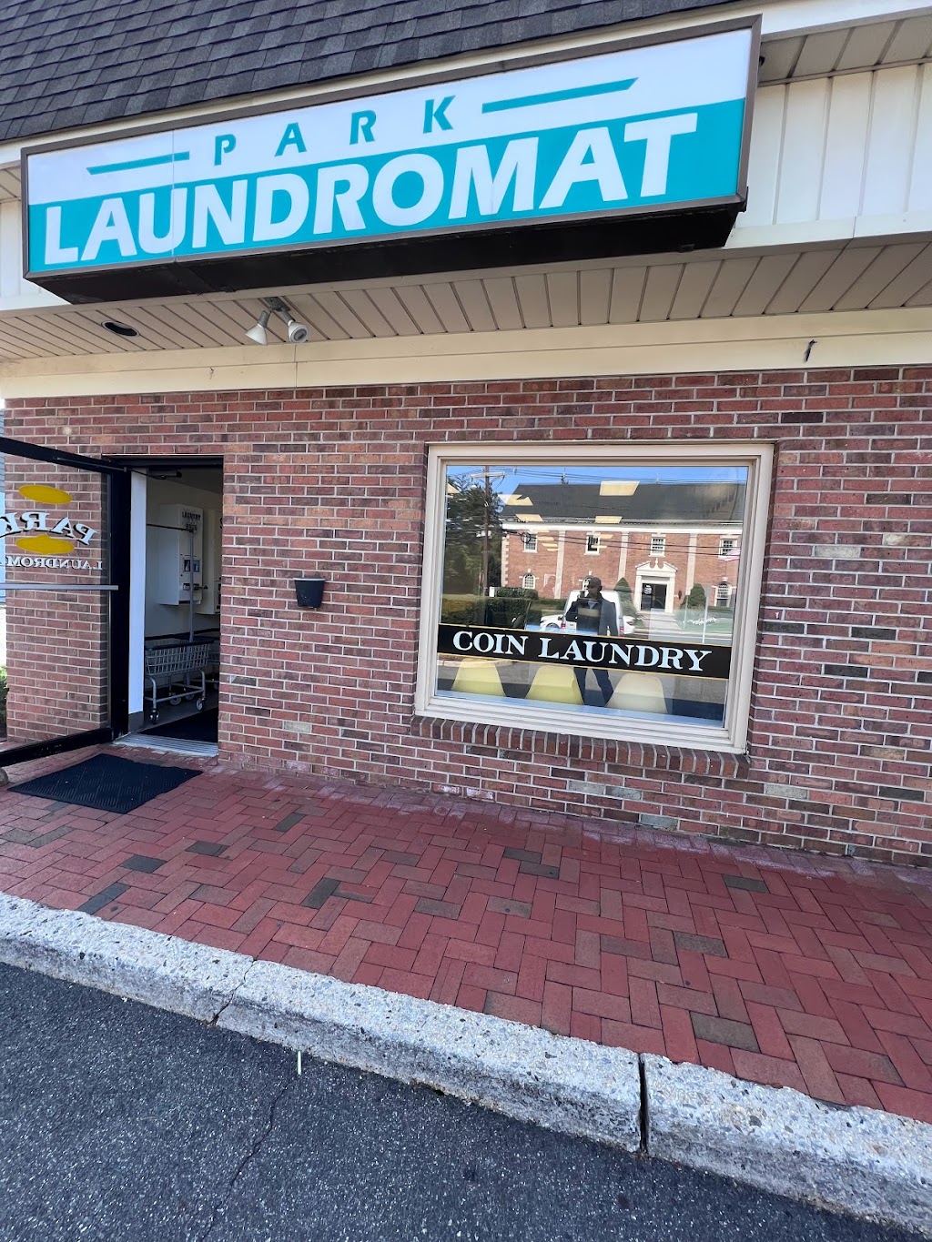 Park Laundromat | 625 Godwin Ave, Midland Park, NJ 07432 | Phone: (201) 588-4540