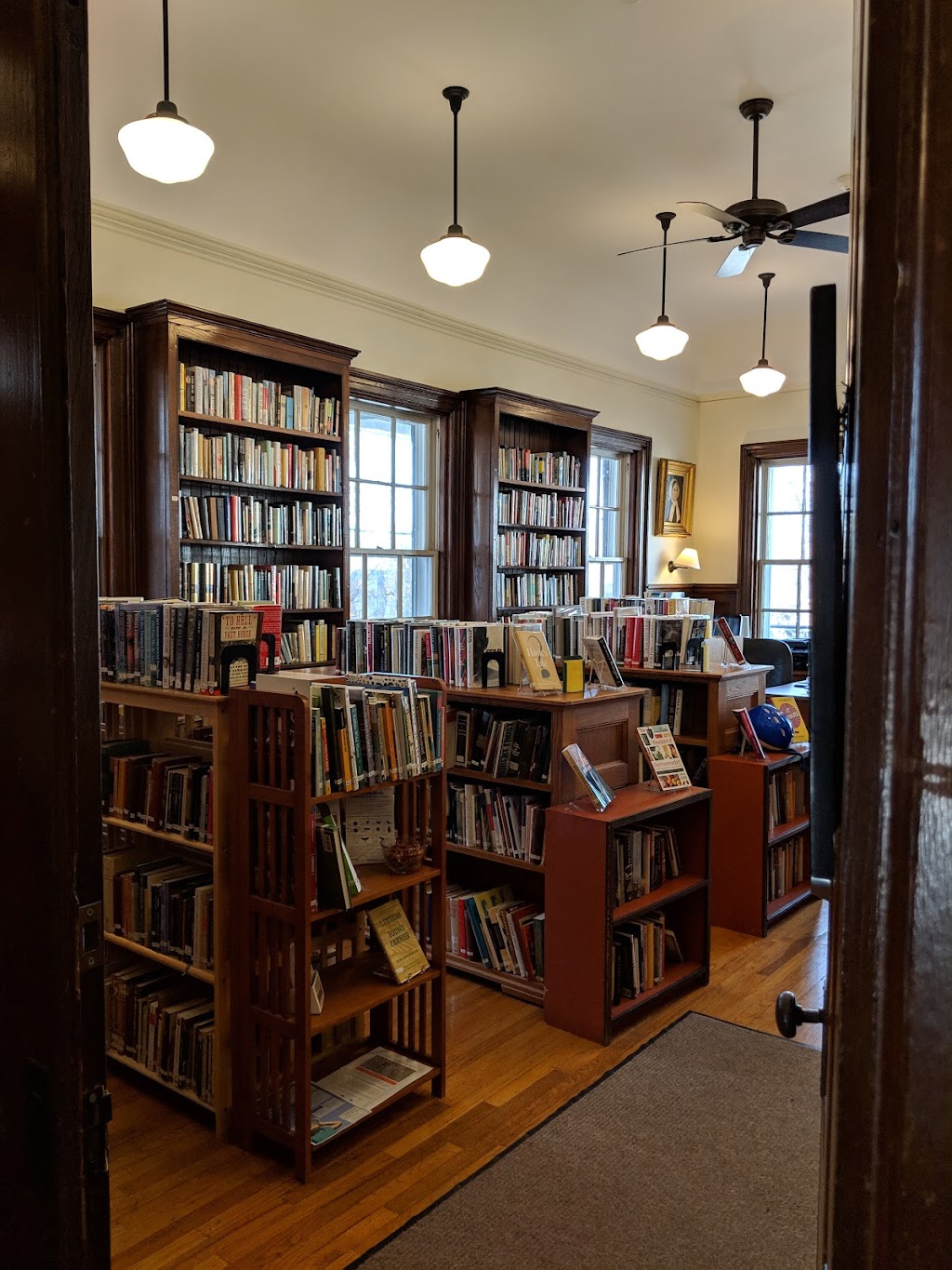 Morton Memorial Library | 82 Kelly St, Rhinecliff, NY 12574 | Phone: (845) 876-2903