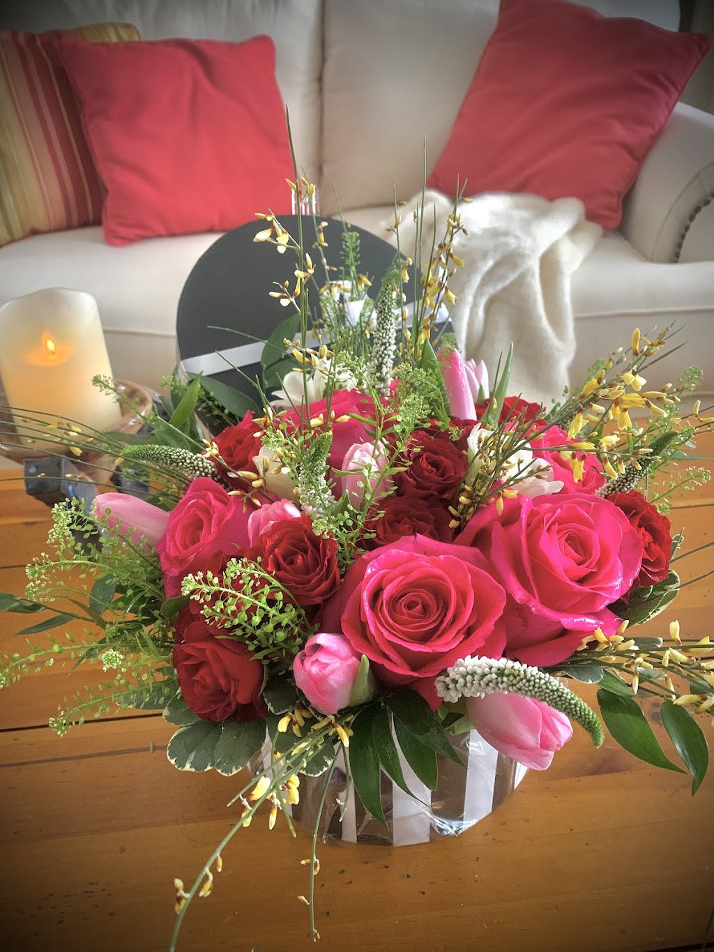 Flowers of Distinction | Litchfield, CT 06759 | Phone: (860) 567-4878