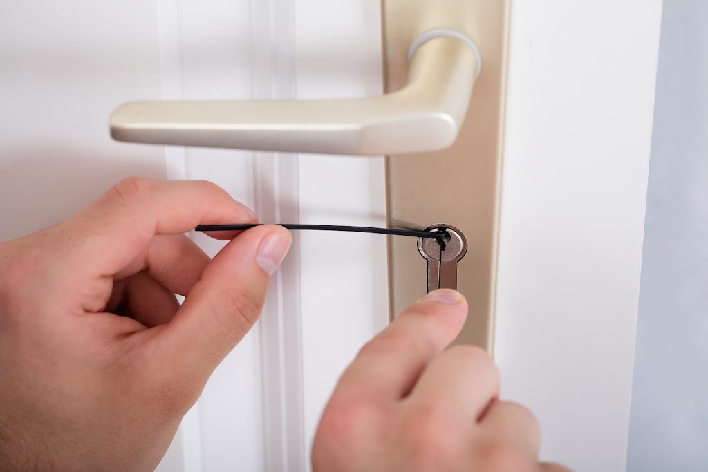 Patchogue Locksmith | 34 Midship Ln, Patchogue, NY 11772 | Phone: (631) 908-6858