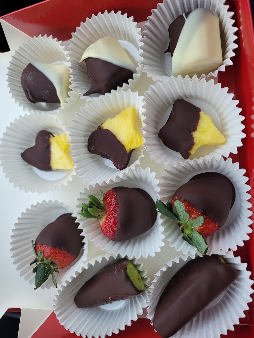 Edible Arrangements | 3251 Horseblock Road, Medford, NY 11763 | Phone: (631) 730-7772