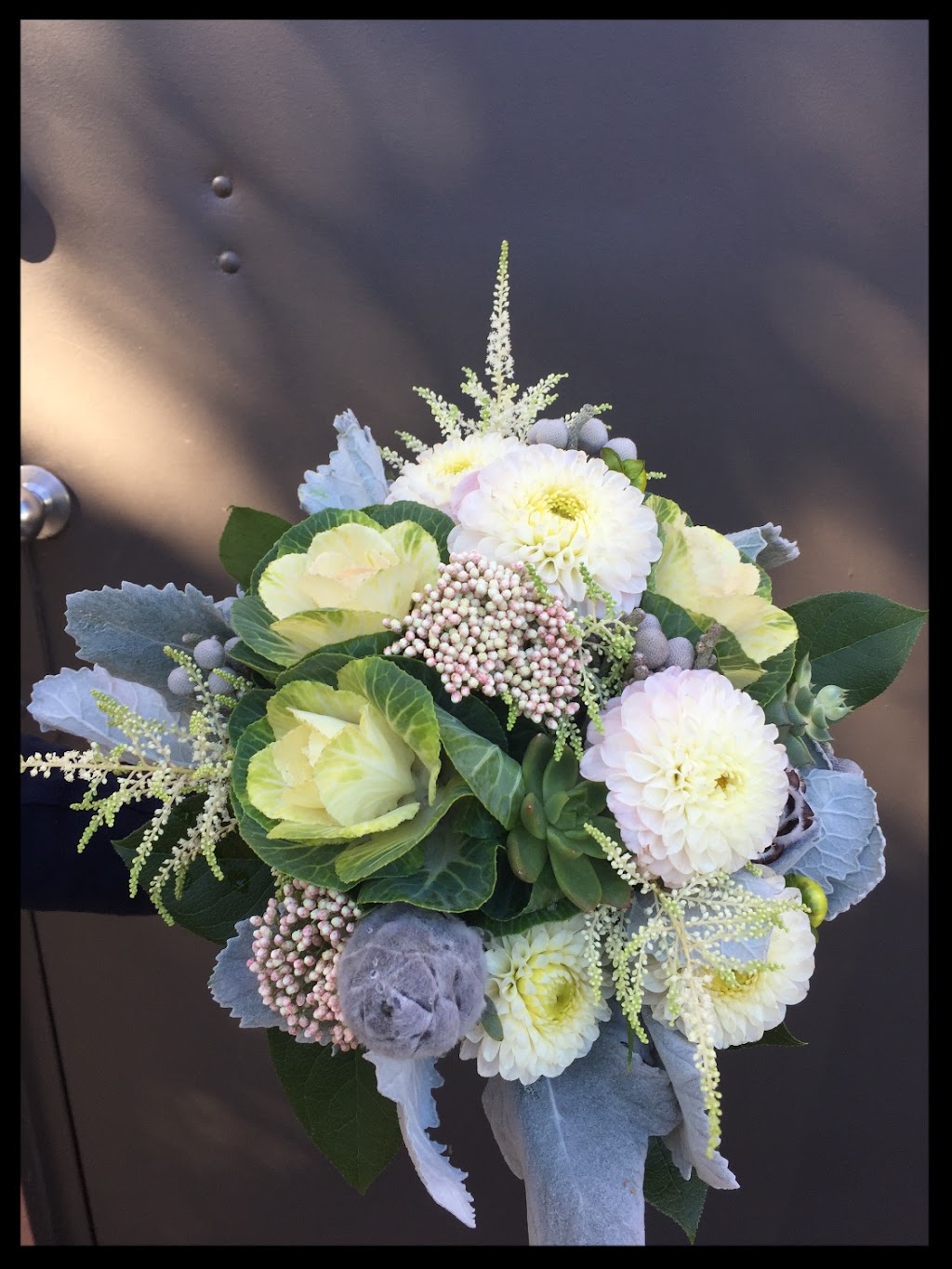 Roses and Rice Florist & Flower Delivery | 481 Montauk Hwy, East Quogue, NY 11942 | Phone: (631) 653-4910