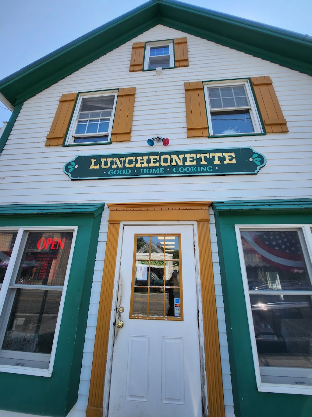 Eastport Luncheonette | 497 Montauk Hwy, Eastport, NY 11941 | Phone: (631) 325-8887
