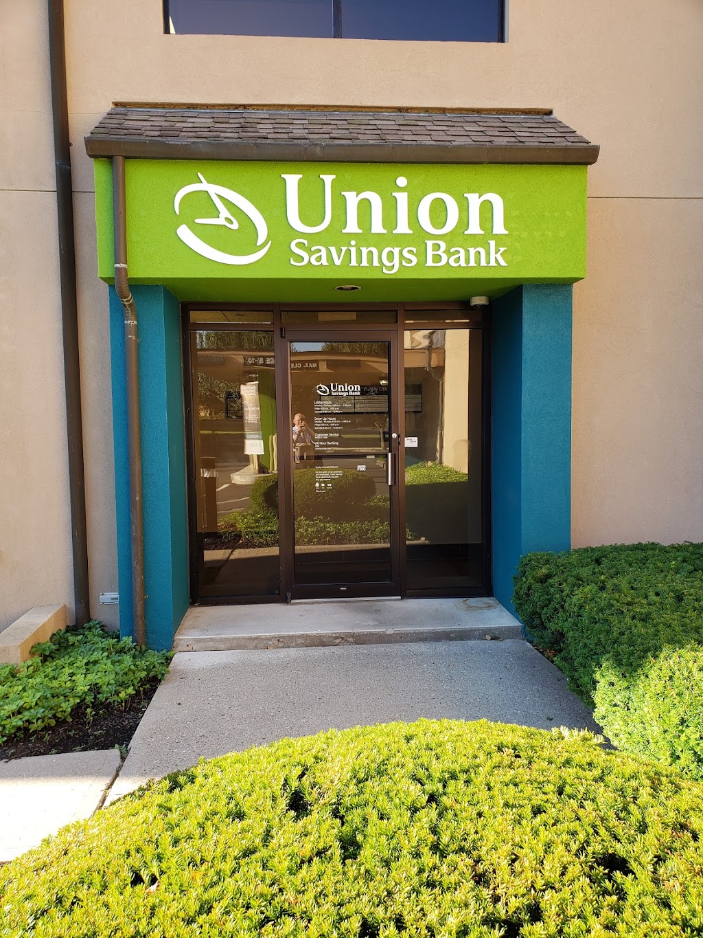 Union Savings Bank | 24 Grassy Plain St, Bethel, CT 06801 | Phone: (203) 830-4230