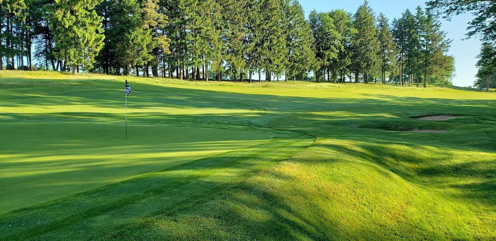 Indian Hill Country Club | 111 Golf St, Newington, CT 06111 | Phone: (860) 665-7817
