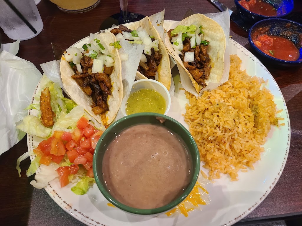 Torito Mexican Restaurant | 706 Bridgeport Ave, Shelton, CT 06484 | Phone: (203) 513-2491