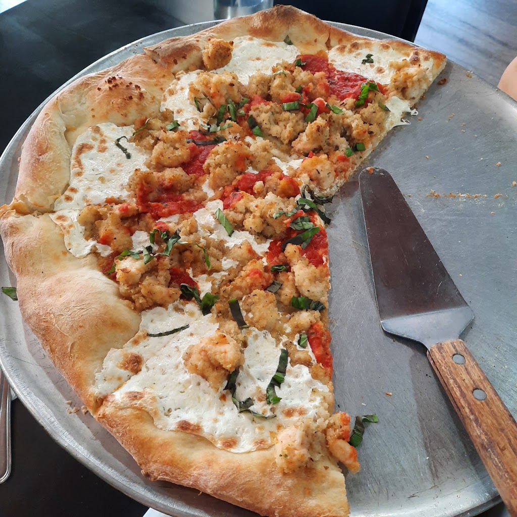 Reggianos Brick Oven Pizza | 7339 Amboy Rd, Staten Island, NY 10307 | Phone: (718) 841-0797